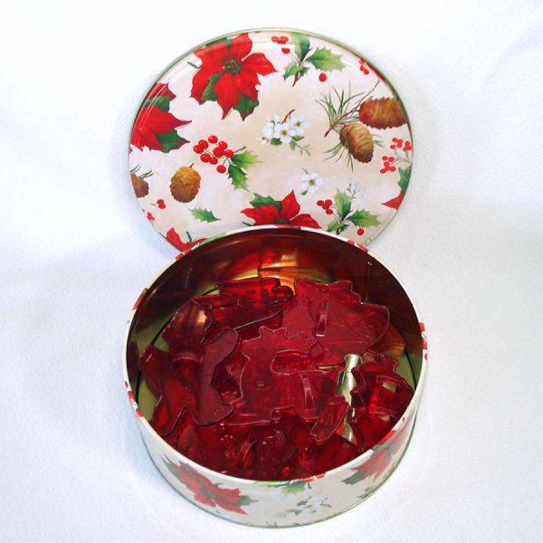 HRM Red Plastic Cookie Cutters in Christmas Candy Tin #5