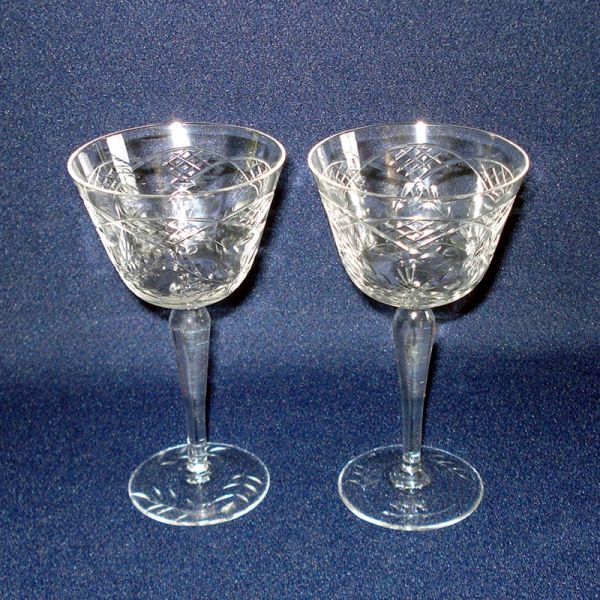 2 Floral Lattice Cut Crystal 4 Ounce Claret Cocktail Goblets