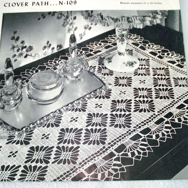 3 Crochet Pattern Instruction Books Chair Sets, Runners, Centerpieces Clearance #4