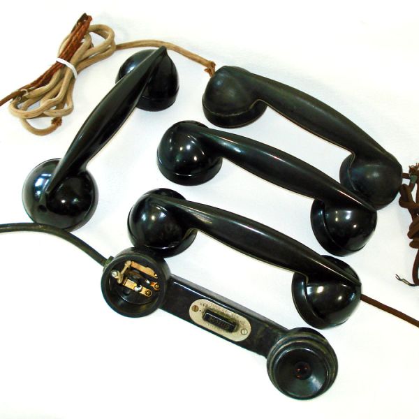Lot Old Black Telephone Handsets for Phone Repair