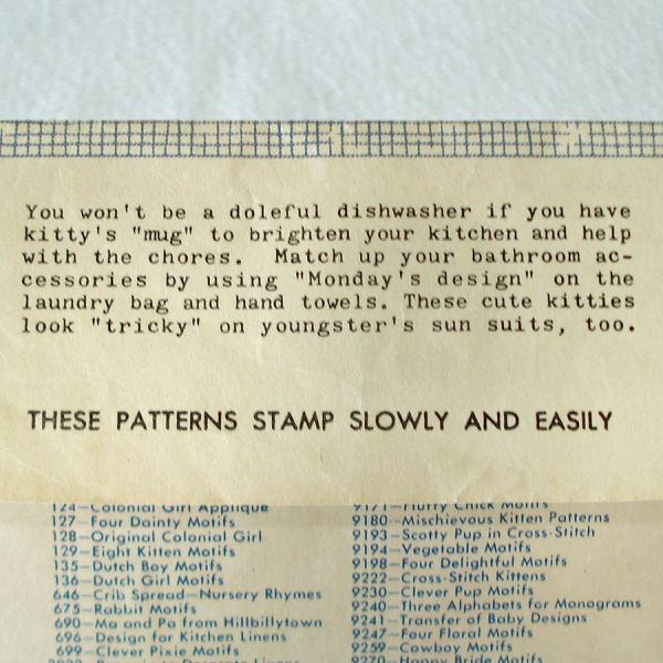 Aunt Marthas Kittens Days of the Week Iron Transfer Pattern Uncut #2