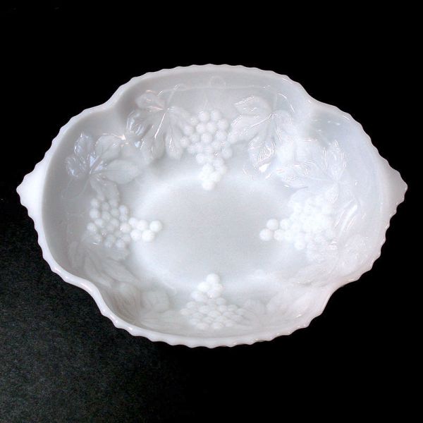 Anchor Hocking Vintage Grape Milk Glass Serving Bowl Clearance