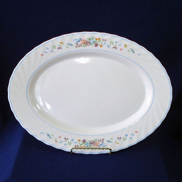 Arcopal Victoria Serving Platter Clearance