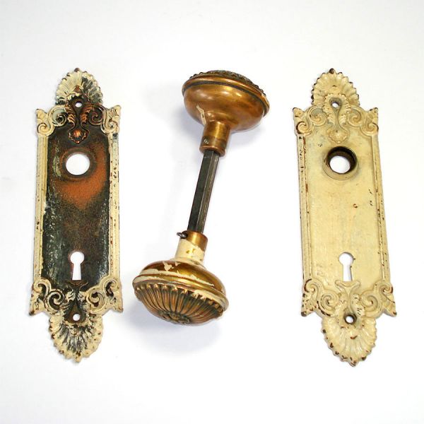 Antique Yale & Towne Bronze Doorknob Set With Backplates