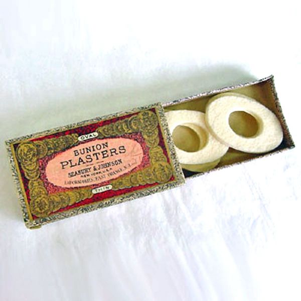 Box Victorian Bunion Plasters, Antique Medicine Cabinet Advertising Clearance #2