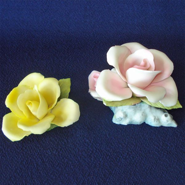 Pair Capodimonte Napoleon Porcelain Roses Clearance #2