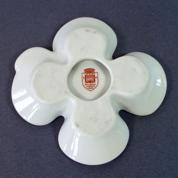 Limoges France Clover Ashtray Romantic Scenes Clearance #2