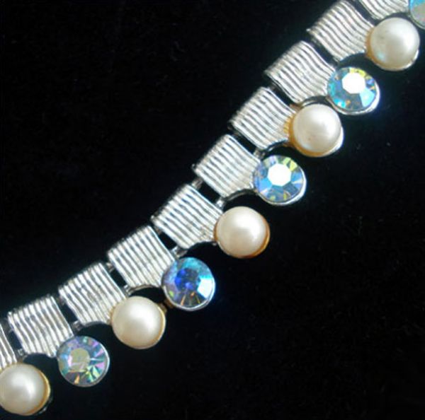 Coro Aurora Borealis Rhinestone and Faux Pearl Necklace #6