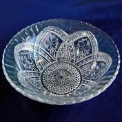 Indiana Glass Flower Medallion EAPG Serving Bowl Clearance