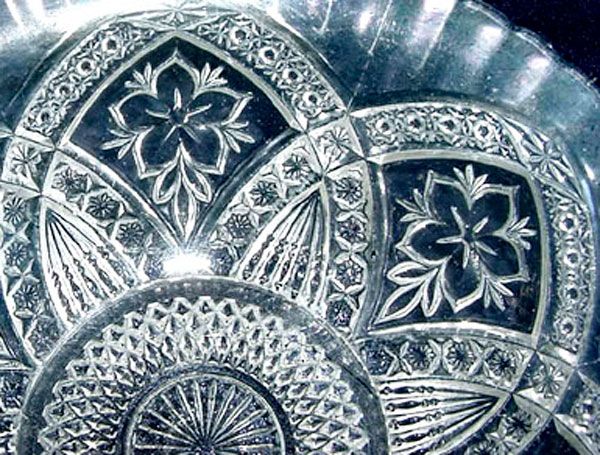 Indiana Glass Flower Medallion EAPG Serving Bowl Clearance #3