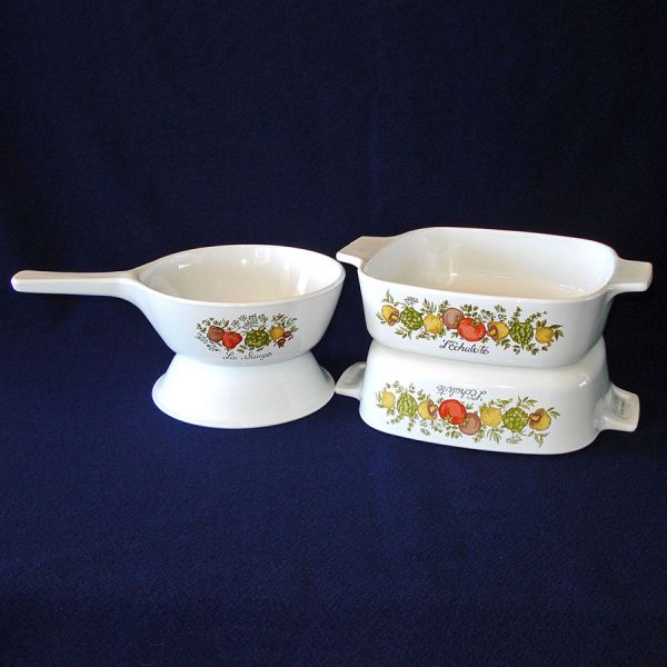 Corning Ware Spice of Life Saucepan, Pair Casserole Bakers