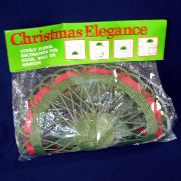 1973 Christmas Floral Door Wall Decoration Mint in Package #3