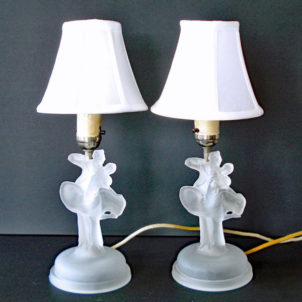 Pair 1930s Houze Satin Glass Deco Dancing Couple Boudoir Lamps