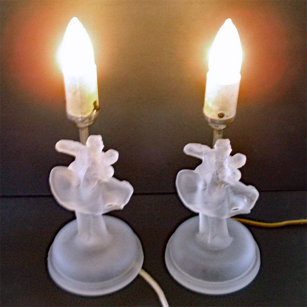 Pair 1930s Houze Satin Glass Deco Dancing Couple Boudoir Lamps #5