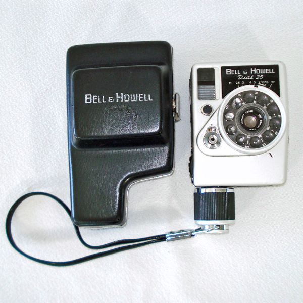 Bell & Howell Dial 35 Camera With Case