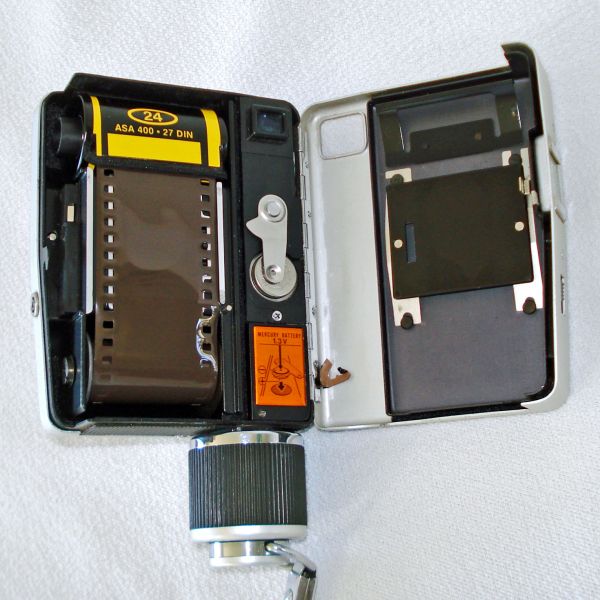 Bell & Howell Dial 35 Camera With Case #7
