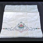 Embroidered Linen Guest or Fingertip Towel Fancy Flower Basket Design