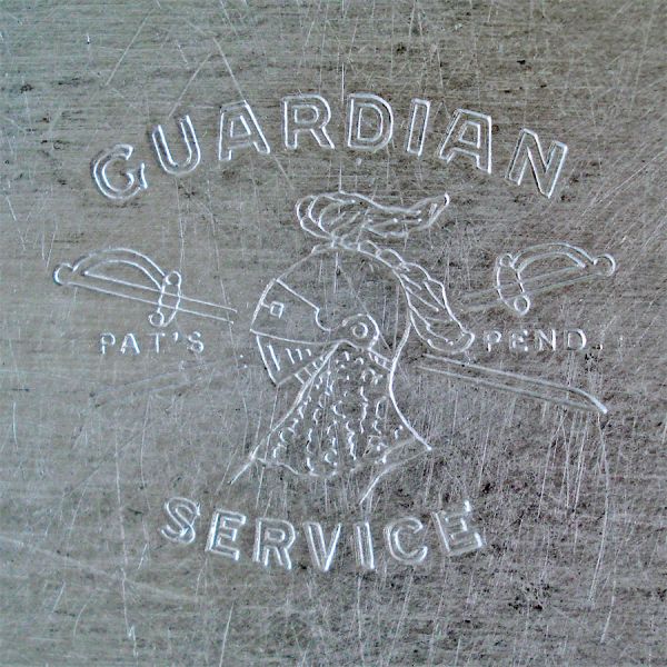 Guardian Service Aluminum 9 Inch Pan With Metal Lid #3
