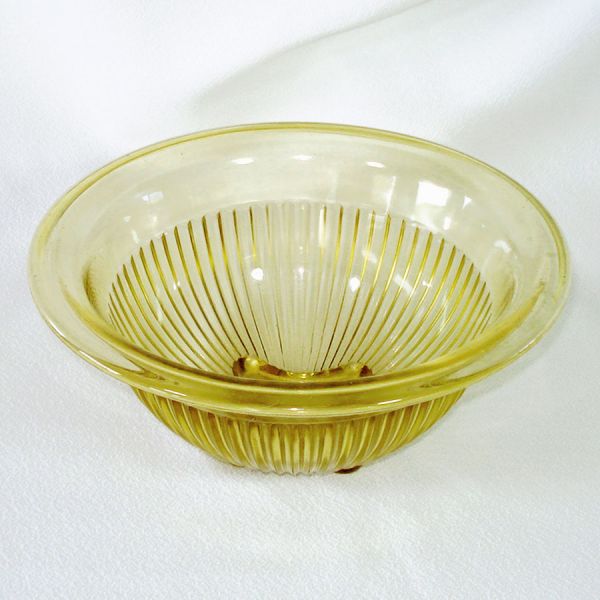 Federal 1930s Ribbed Yellow Glass Mixing Bowl