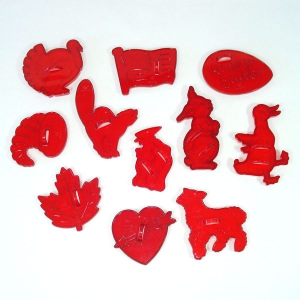 HRM Red Plastic Holiday Cookie Cutters #1