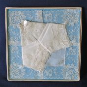 Boxed Set 3 Irish Linen and Lace Hankies Handkerchiefs