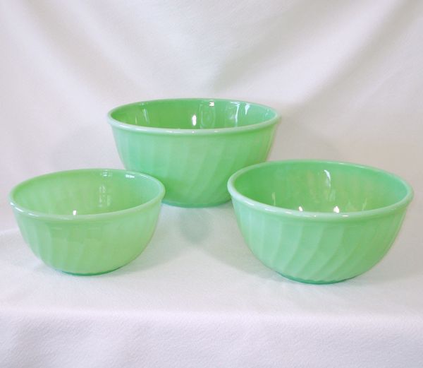 Fire King Jadeite Swirl 3 Piece Mixing Bowl Set #2