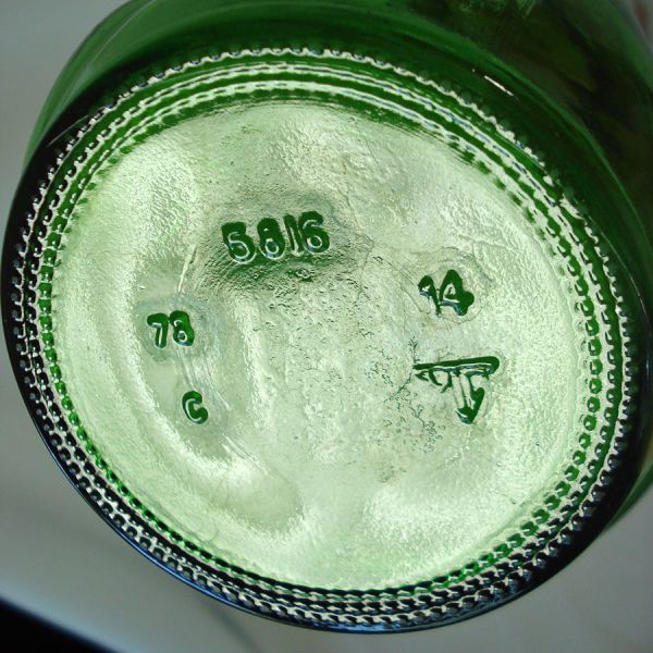 Green Glass 40 Ounce Water Juice Refrigerator Bottle Jar #3