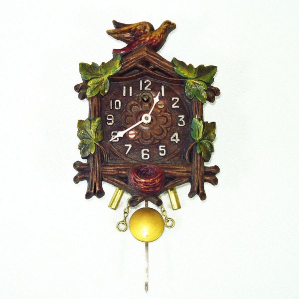 Keebler 1930s Bird Nest Miniature Pendulette Clock Clearance