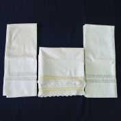 2 Pair Vintage Pillowcases Crochet Lace Trim