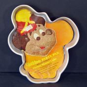 Wilton Mickey Mouse Band Leader Cake Pan