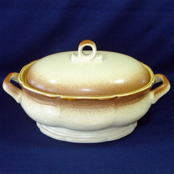 Mikasa Whole Wheat 2 Qt Covered Casserole Clearance #2