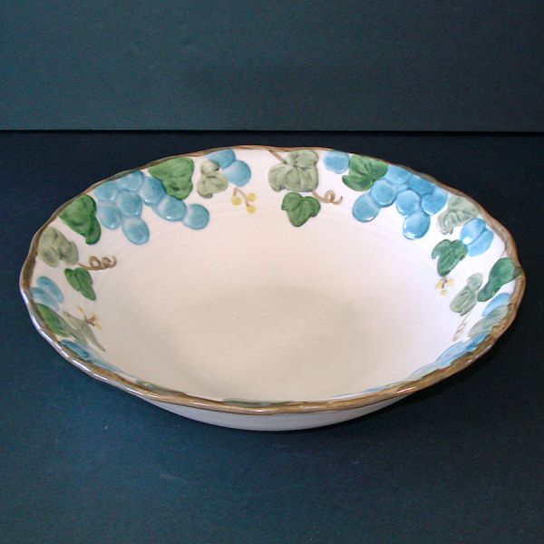 Metlox Poppytrail Sculptured Grape Serving Bowl #2