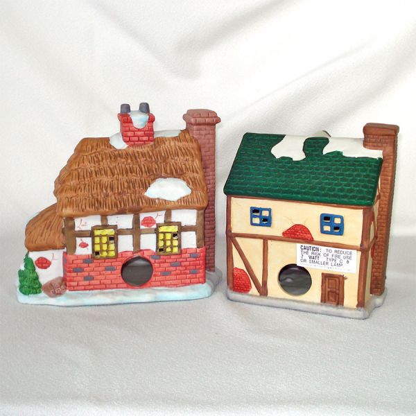 Noma Dickensville 2 Lighted Christmas Village Houses Clearance #3