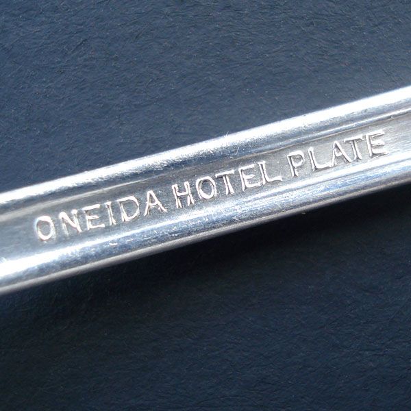 Hotel Plate Oneida 2 Silverplate Cocktail Forks Clearance #2