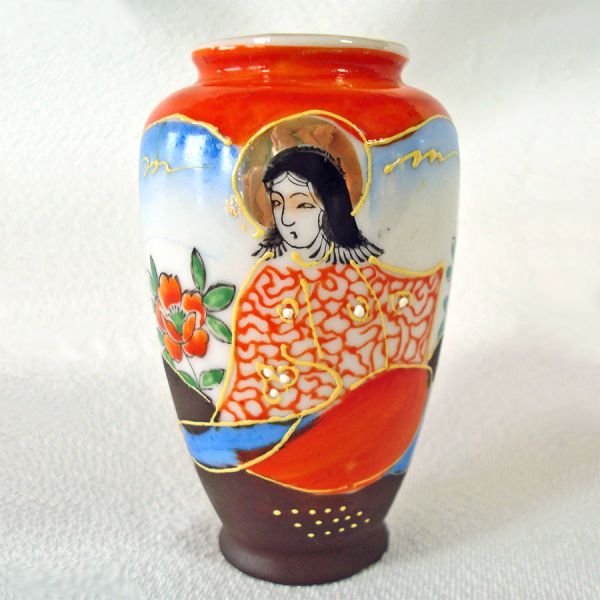Occupied Japan Small Immortals Portrait Vase Clearance #2