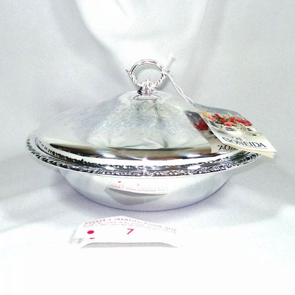 Oneida Maybrook Silverplate Casserole Mint in Box #3