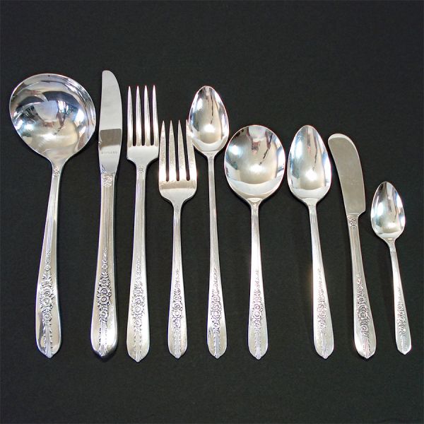 Royal Rose Oneida 46 Piece Silverplate Flatware Set With Chest #2