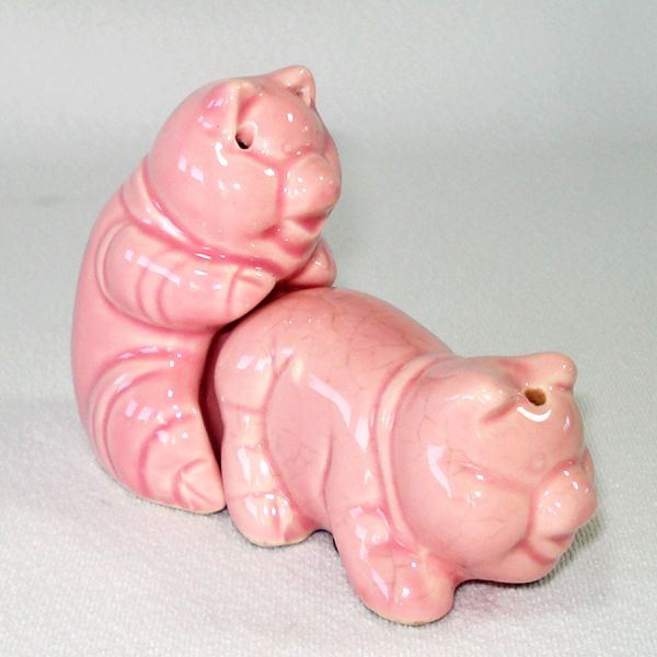 Amorous Pink Pigs Ceramic Salt Pepper Shakers #1