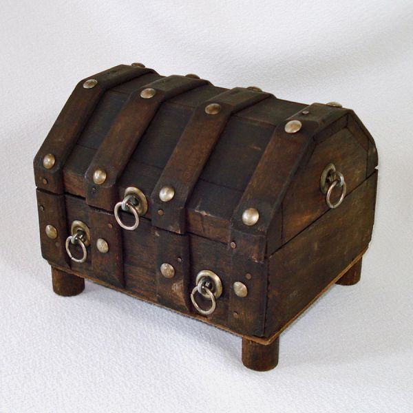 1970s Wooden Jewelry Chest Pirate Style