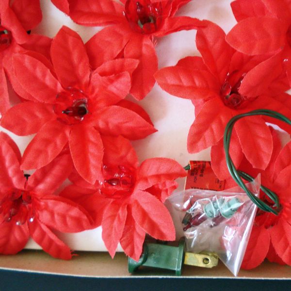 Box Vintage Silk Poinsettia Christmas Lights #3