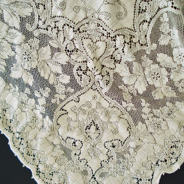 Quaker Lace Tablecloth 90 by 54 Inches #3