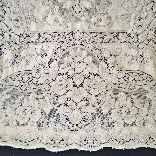 Quaker Lace Tablecloth 90 by 54 Inches #5