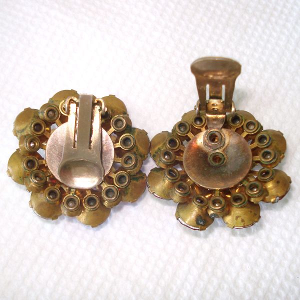 Red Aurora Rhinestone Cluster Clip Earrings Clearance #2