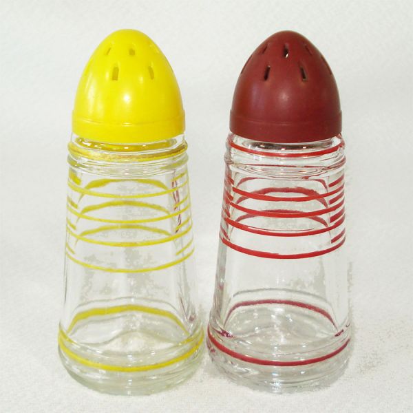 Bullet Shape 1950s Salt Pepper Shakers Red Yellow Rings