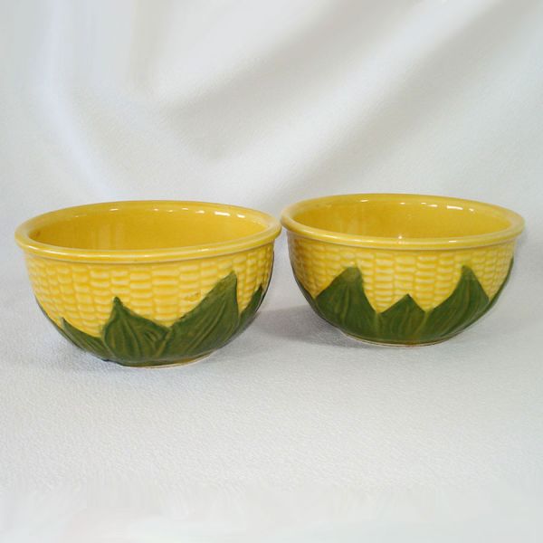 Shawnee Corn King Pair 6 Inch Mixing Bowls Clearance