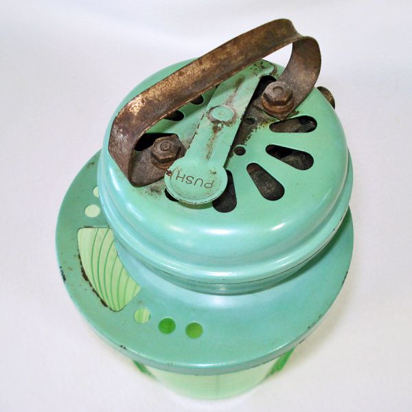 Vidrio 1930s Green Uranium Glass Mixer Beater Jar With Top #3