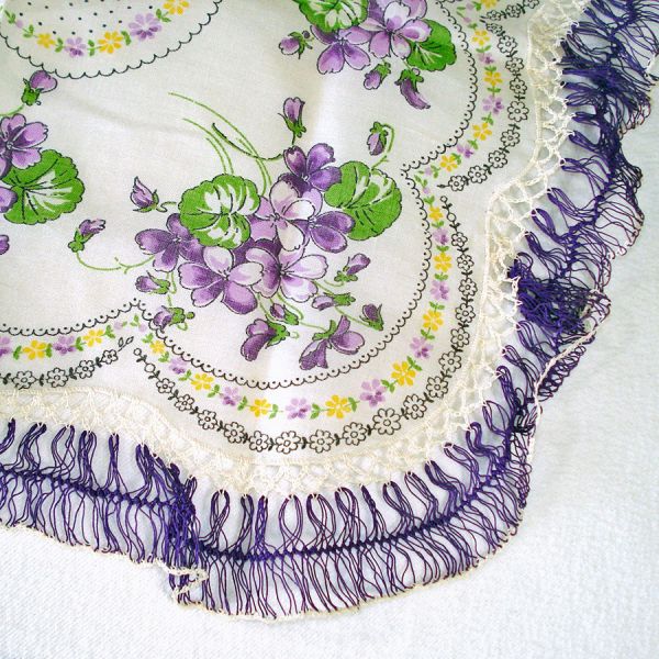 Scalloped Violets Hairpin Lace Trimmed Ladies Hankie And More #2