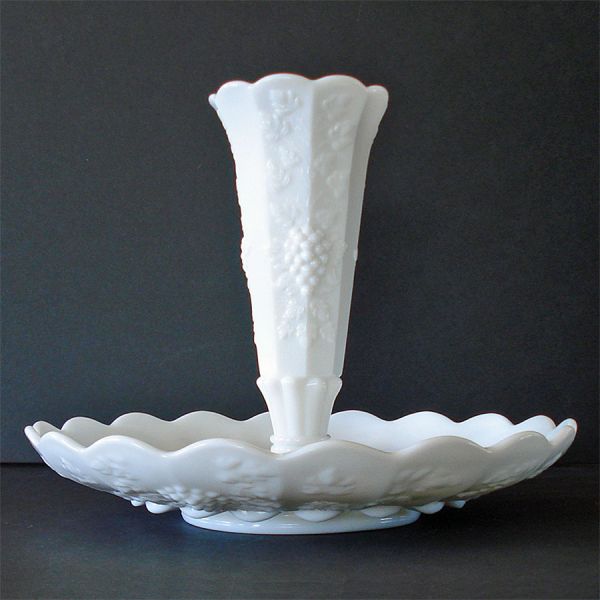 Westmoreland Paneled Grape Epergne