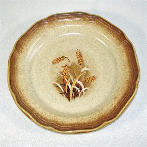 Pair Mikasa Whole Wheat Granola Salad Plates