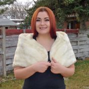 Elegant 1960s White Faux Fur Capelet Stole Shrug